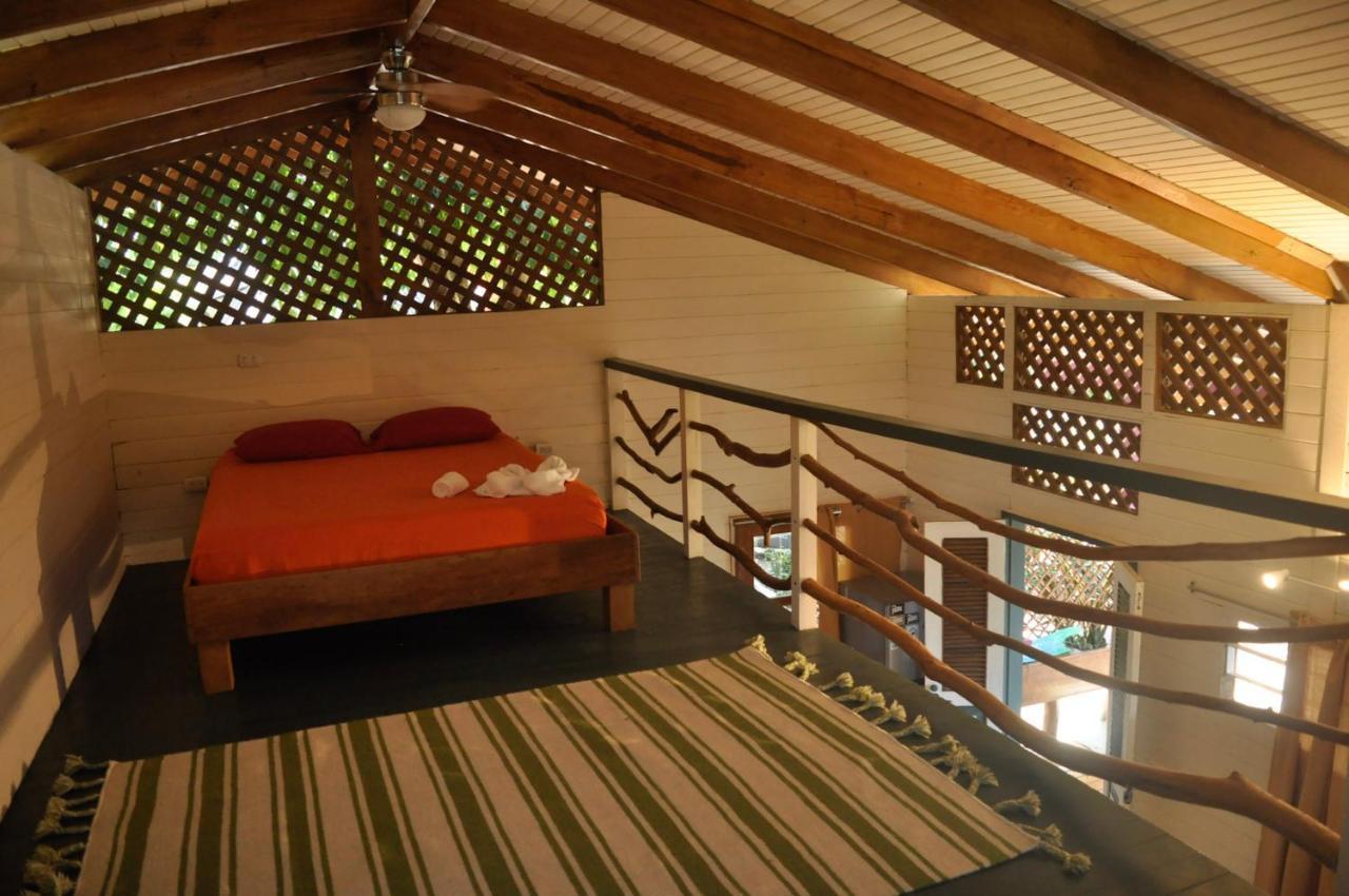 Lost Boyz Hostel Playa Santa Teresa  Luaran gambar
